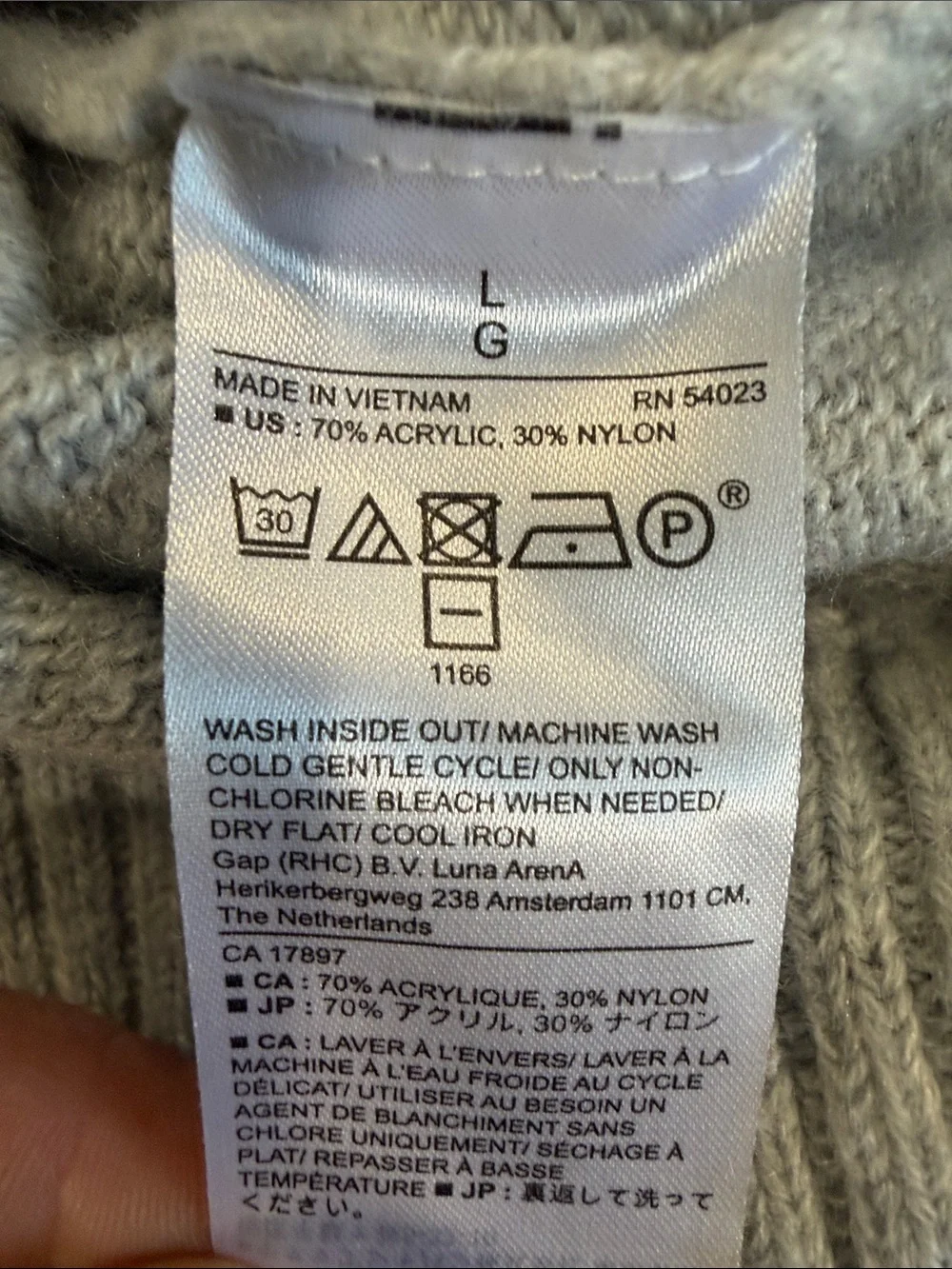 Banana Republic Women’s Heather Light Gray Crewneck Sweater (supersoft!)